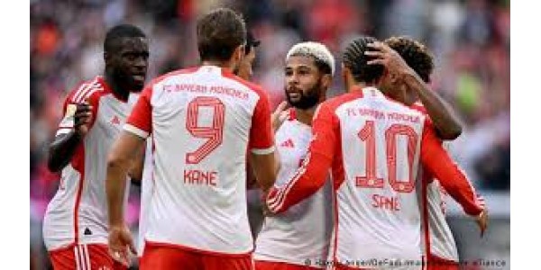 Le Bayern Munich s'est incliné 0-2 à domicile face à son principal rival, le Borussia Dortmund.